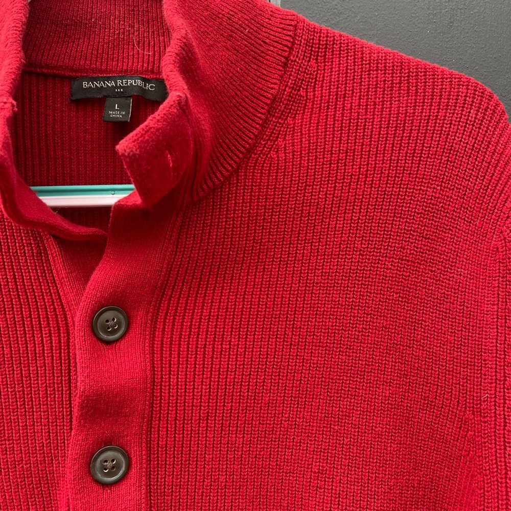 Banana Republic Sweater - Men's Large Red 1/4 Button Cardigan